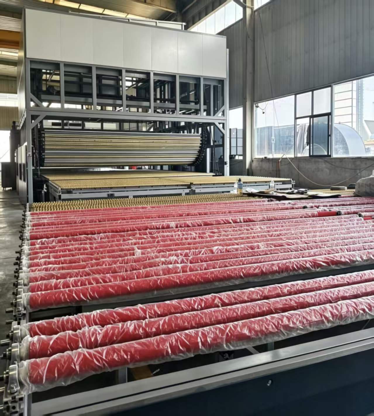 Henan Xunyuan Glass Commissions 6000mm×8000mm Tempering Furnace, Achieving National Leading Ultra-Large Format Glass Processing Capacity