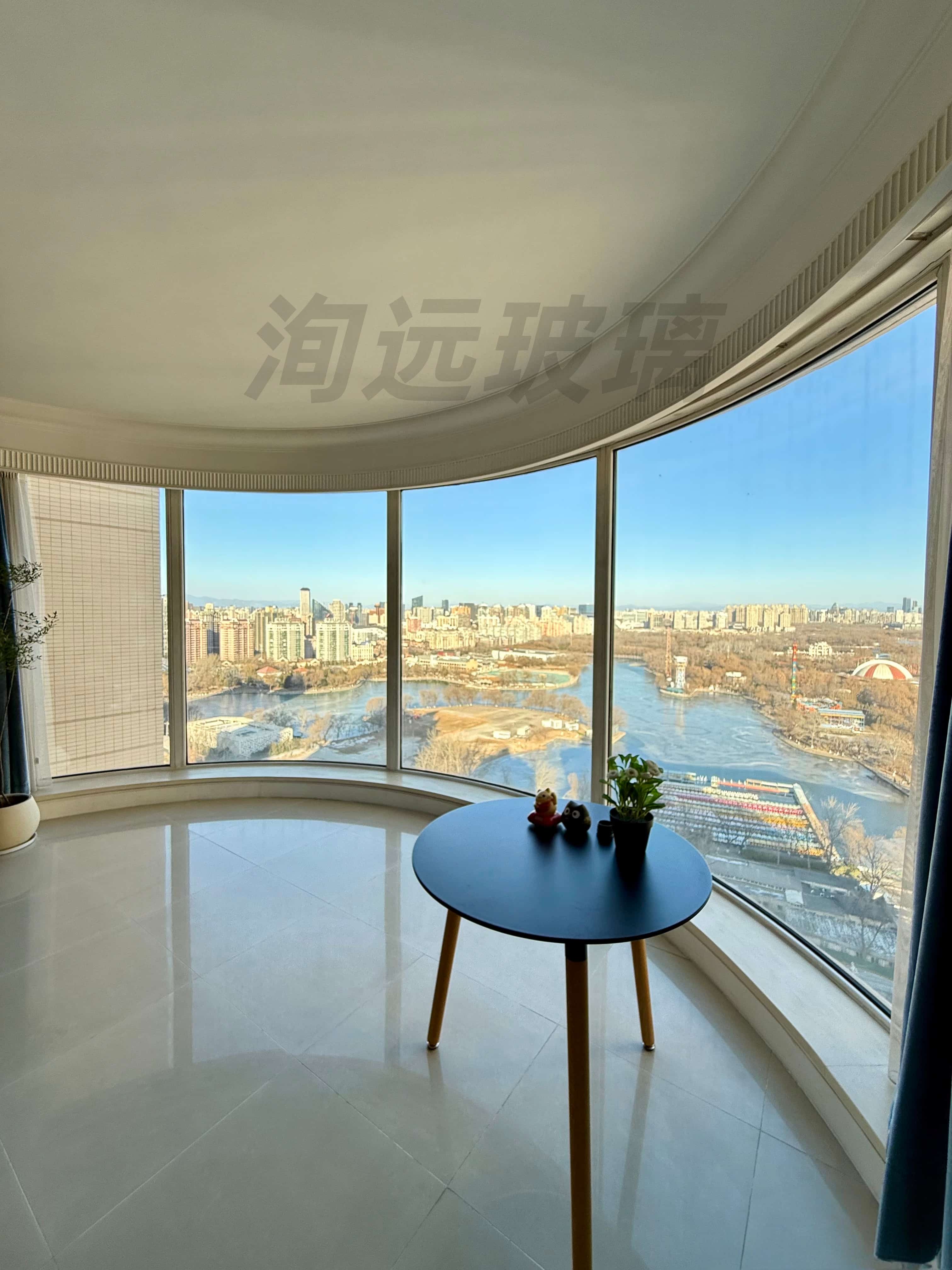 Curved Tempered Glass Pricing: 4 Key Factors Explained