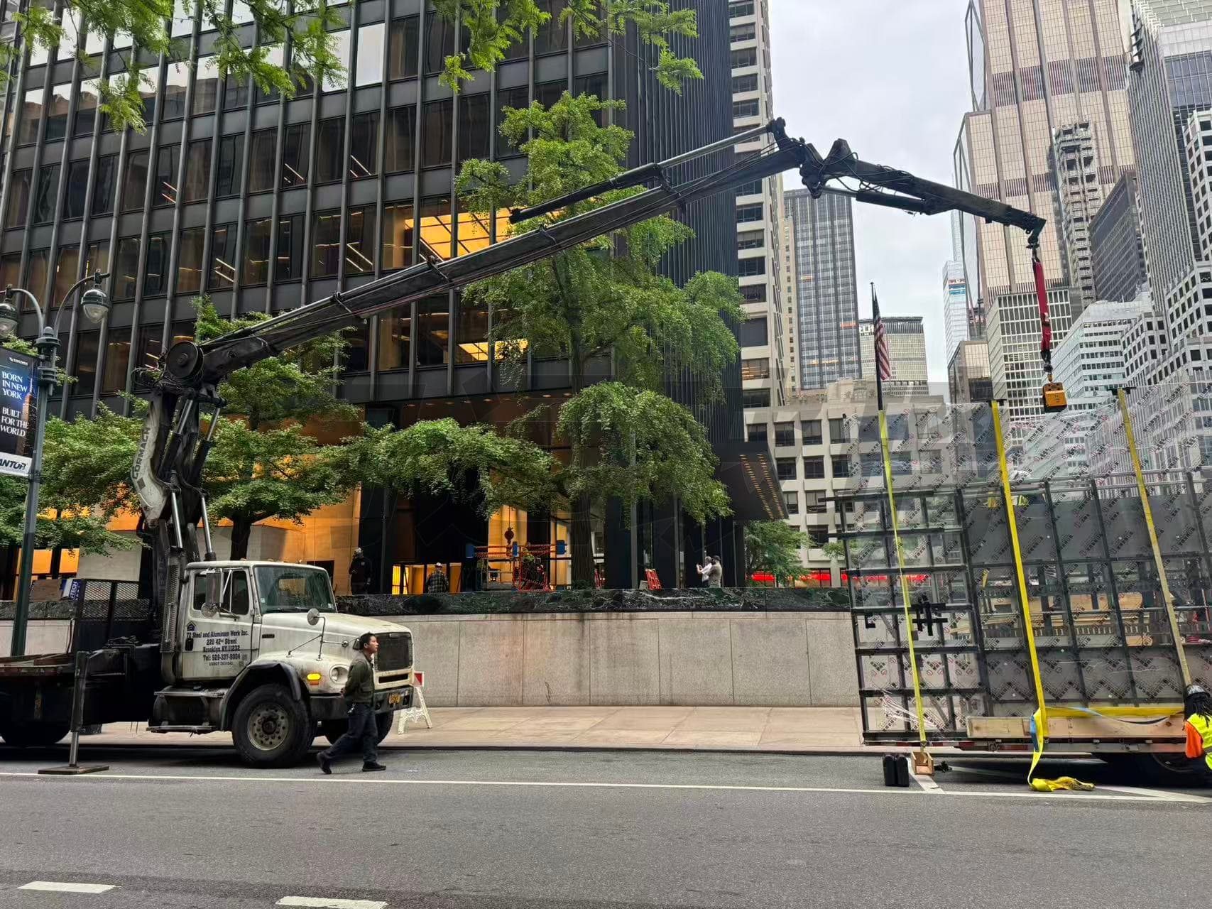 Manhattan High-End Curtain Wall Project | 3.8m×6m Ultra-Clear SGP Laminated Glass