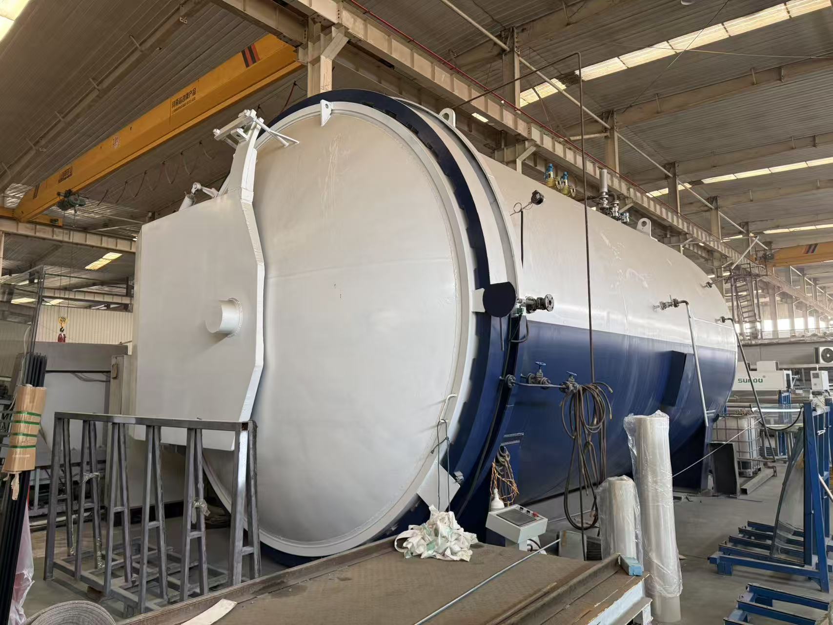 Autoclave (laminating equipment)